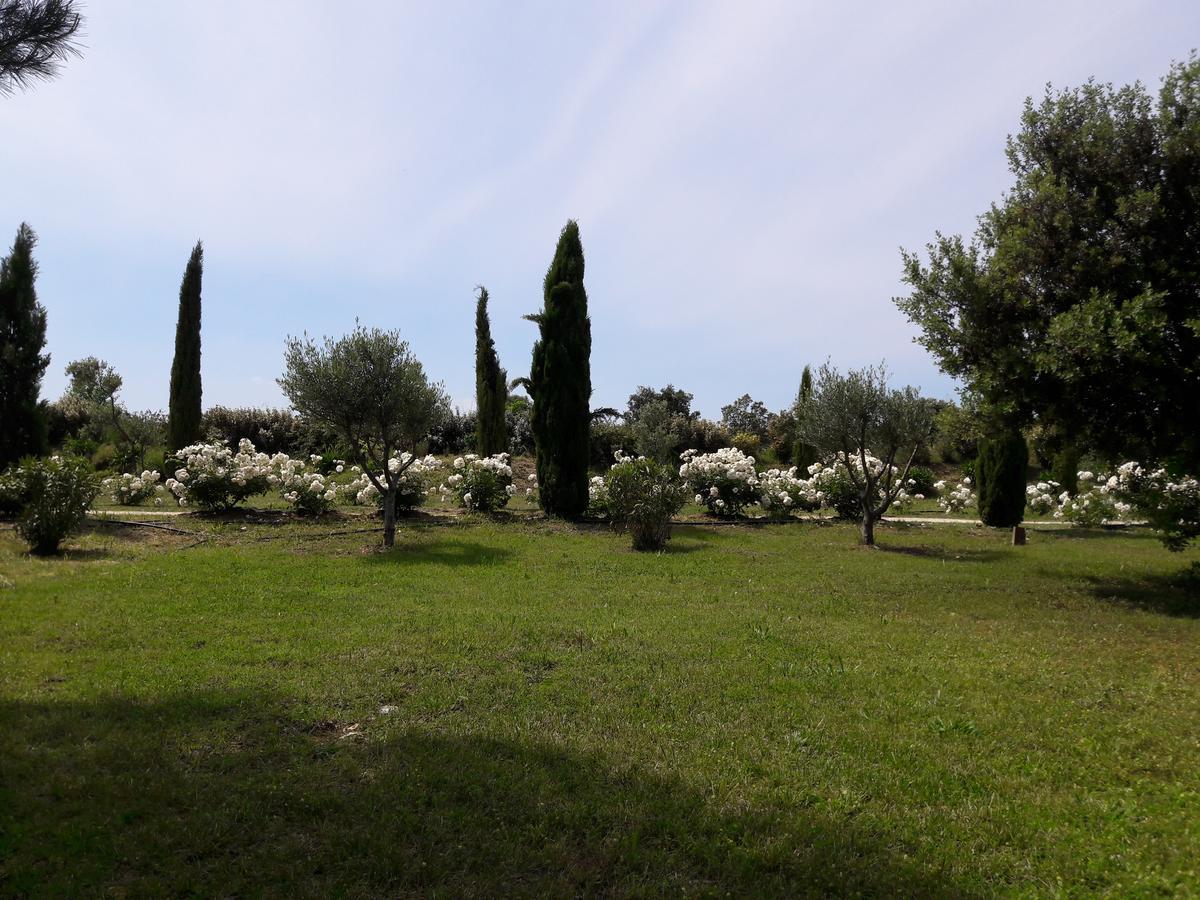 La Lune O Collines - Gite Villa Ledenon Exterior photo